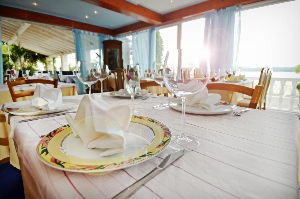 Rooms & Apartments Marinero Betina  Ngoại thất bức ảnh