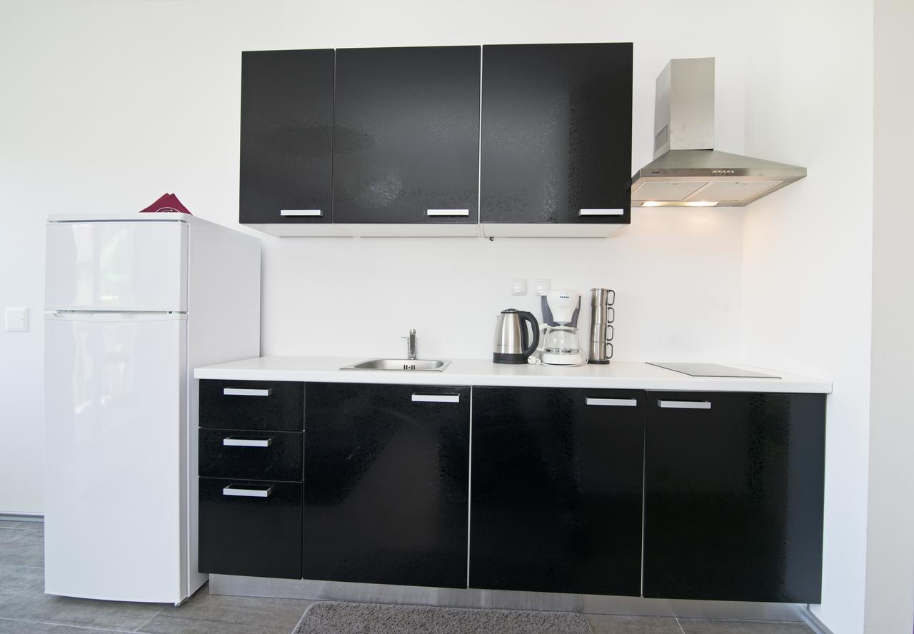 Rooms & Apartments Marinero Betina  Ngoại thất bức ảnh